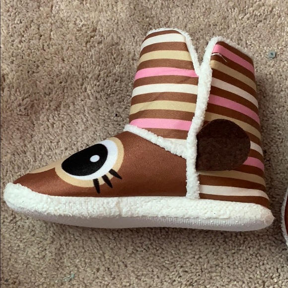 Monkey slippers - Picture 3 of 4